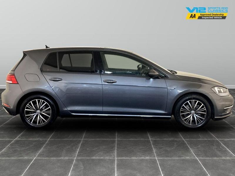 Used Volkswagen Golf 2019 for sale - 76568681: Photo 11
