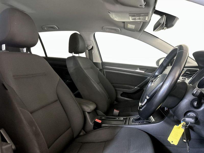 Used Volkswagen Golf 2019 for sale - 76568681: Photo 13