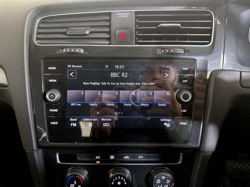 Used Volkswagen Golf 2019 for sale - 76568681: Photo 24