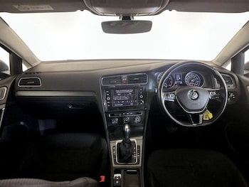 Used Volkswagen Golf 2019 for sale - 76568681: Photo