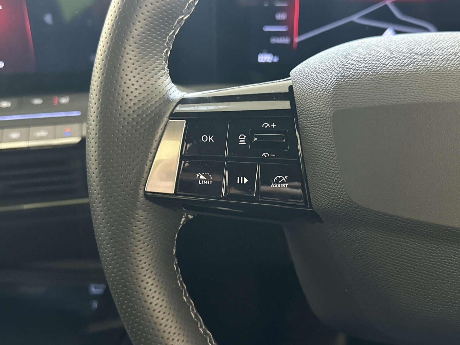 Used Vauxhall Astra 2024 for sale - 77930573: Photo 18