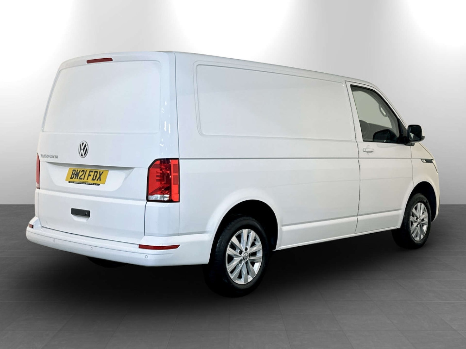 Used Volkswagen Transporter 2021 for sale - 77326104: Photo 10