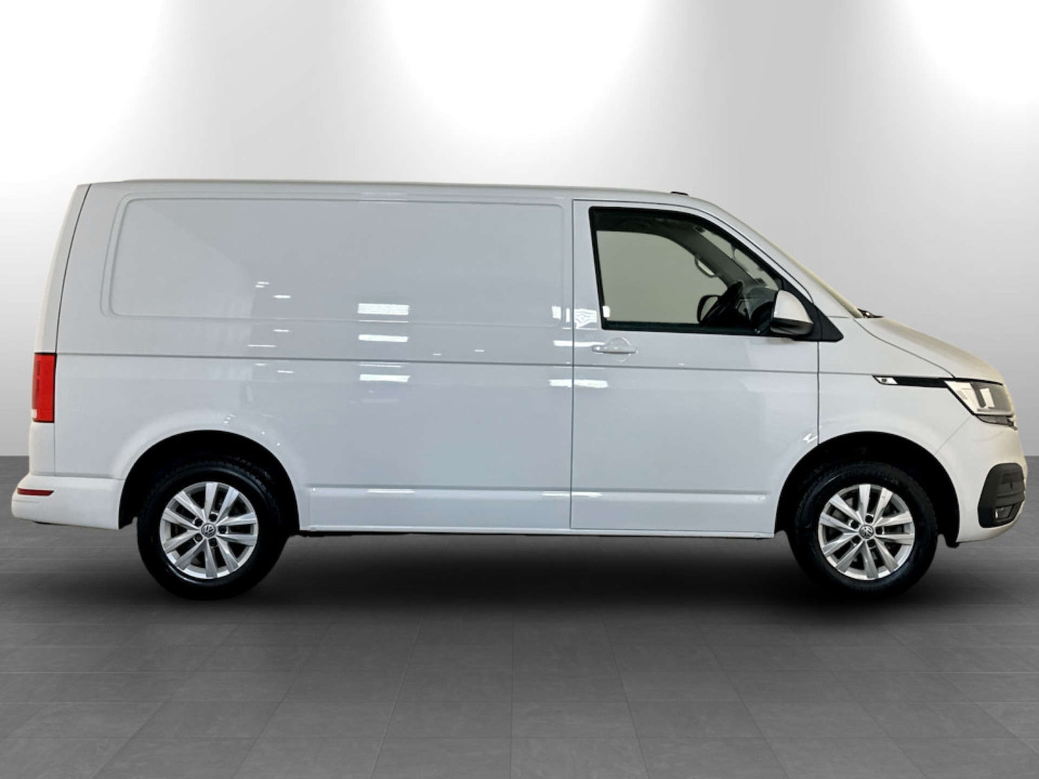Used Volkswagen Transporter 2021 for sale - 77326104: Photo 11