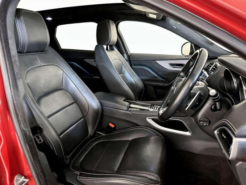 Used Jaguar F-Pace 2018 for sale - 76826223: Photo 13