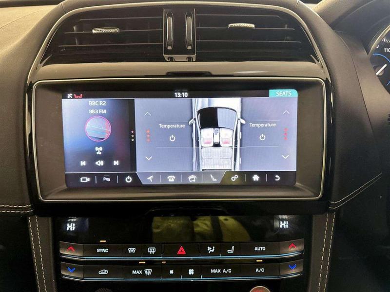 Used Jaguar F-Pace 2018 for sale - 76826223: Photo 24