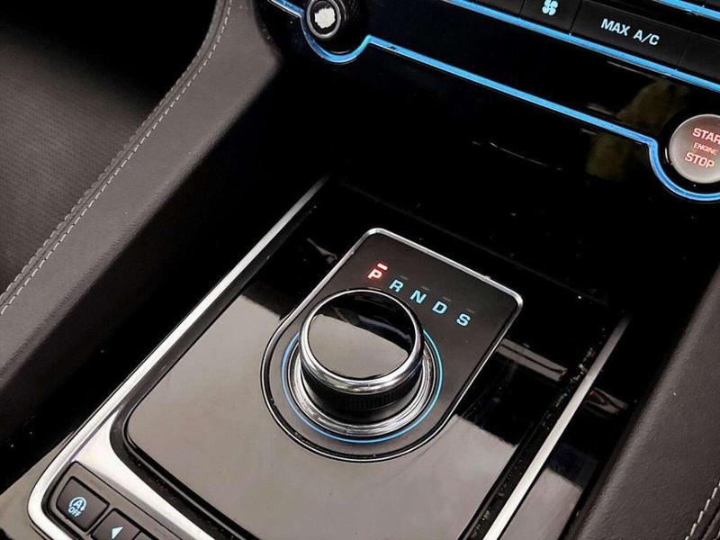 Used Jaguar F-Pace 2018 for sale - 76826223: Photo 26