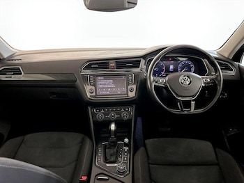 Used Volkswagen Tiguan 2016 for sale - 76673192: Photo