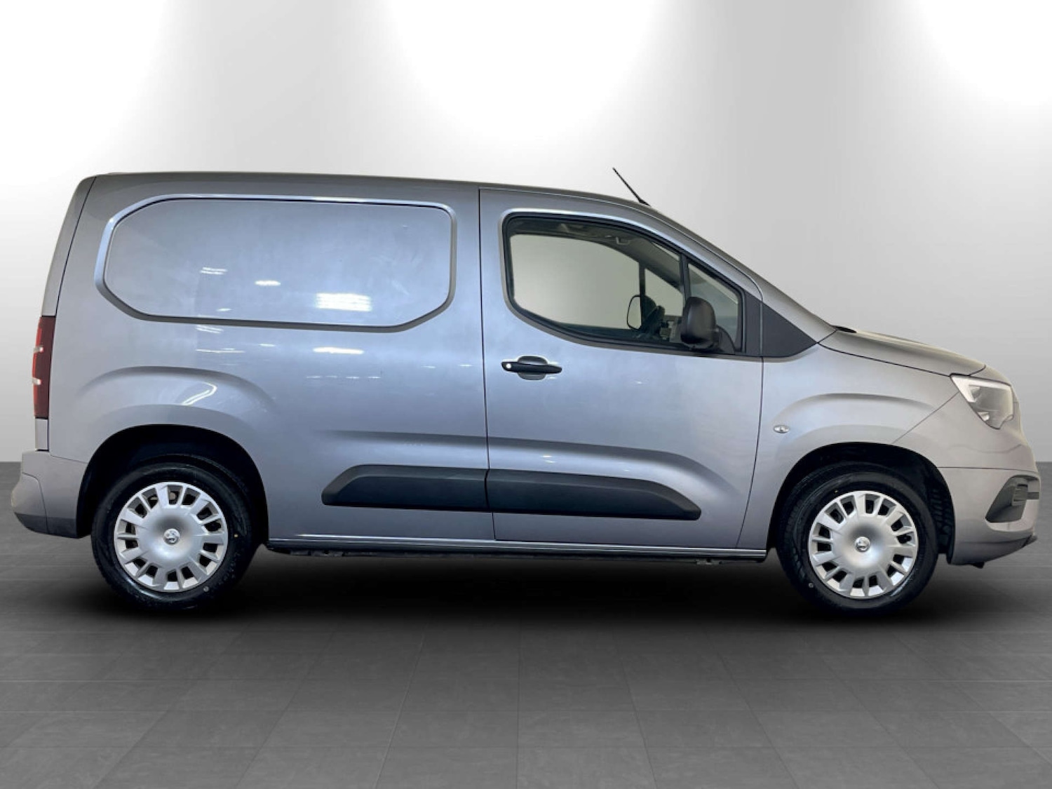 Used Vauxhall Combo 2019 for sale - 77185666: Photo 11