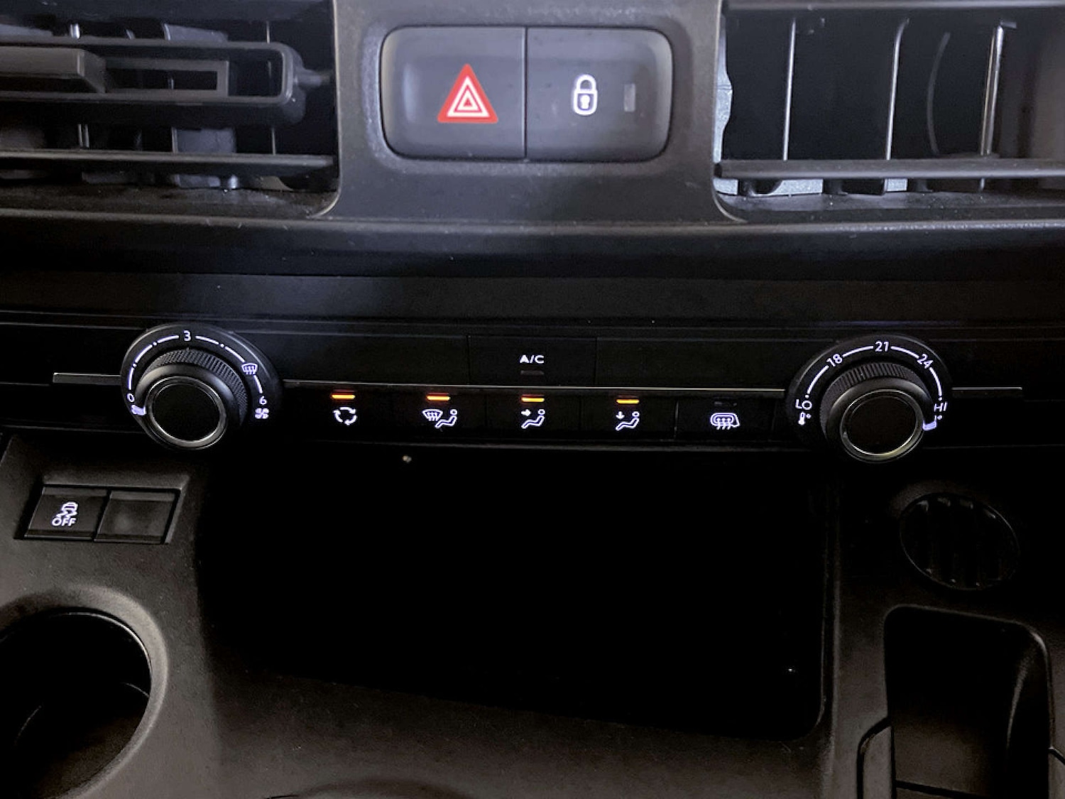 Used Vauxhall Combo 2019 for sale - 77185666: Photo 24