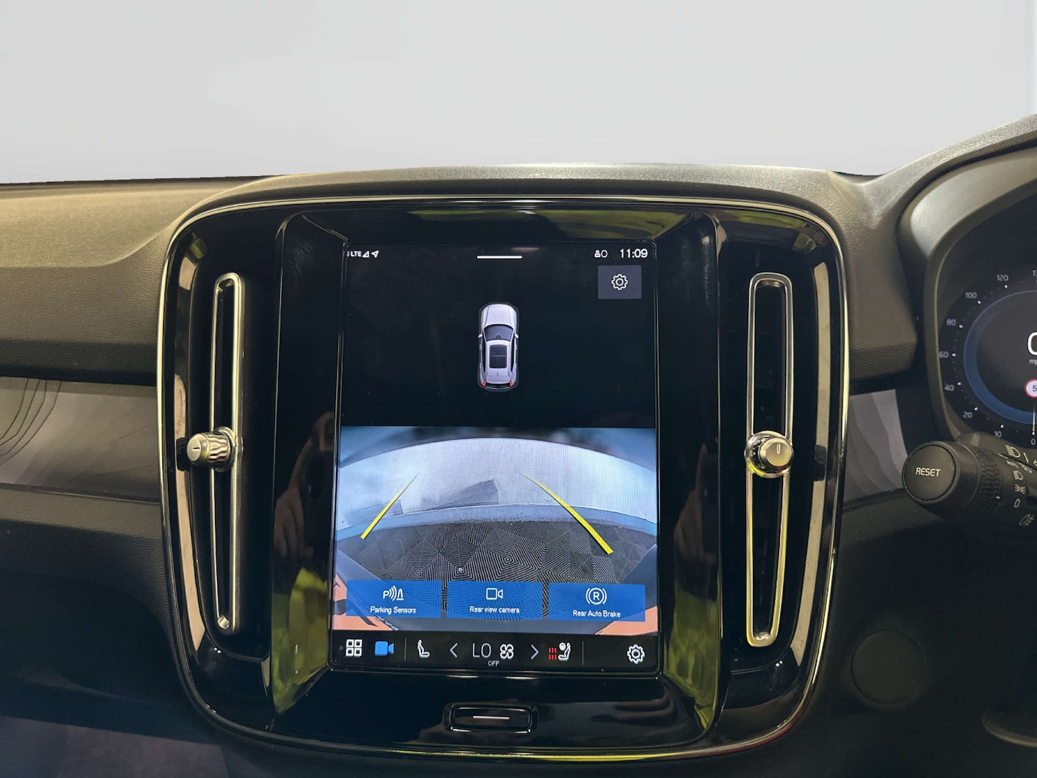 Used Volvo XC40 2022 for sale - 77945440: Photo 19