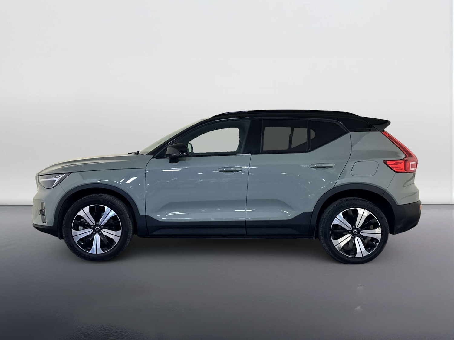 Used Volvo XC40 2022 for sale - 77945440: Photo 7