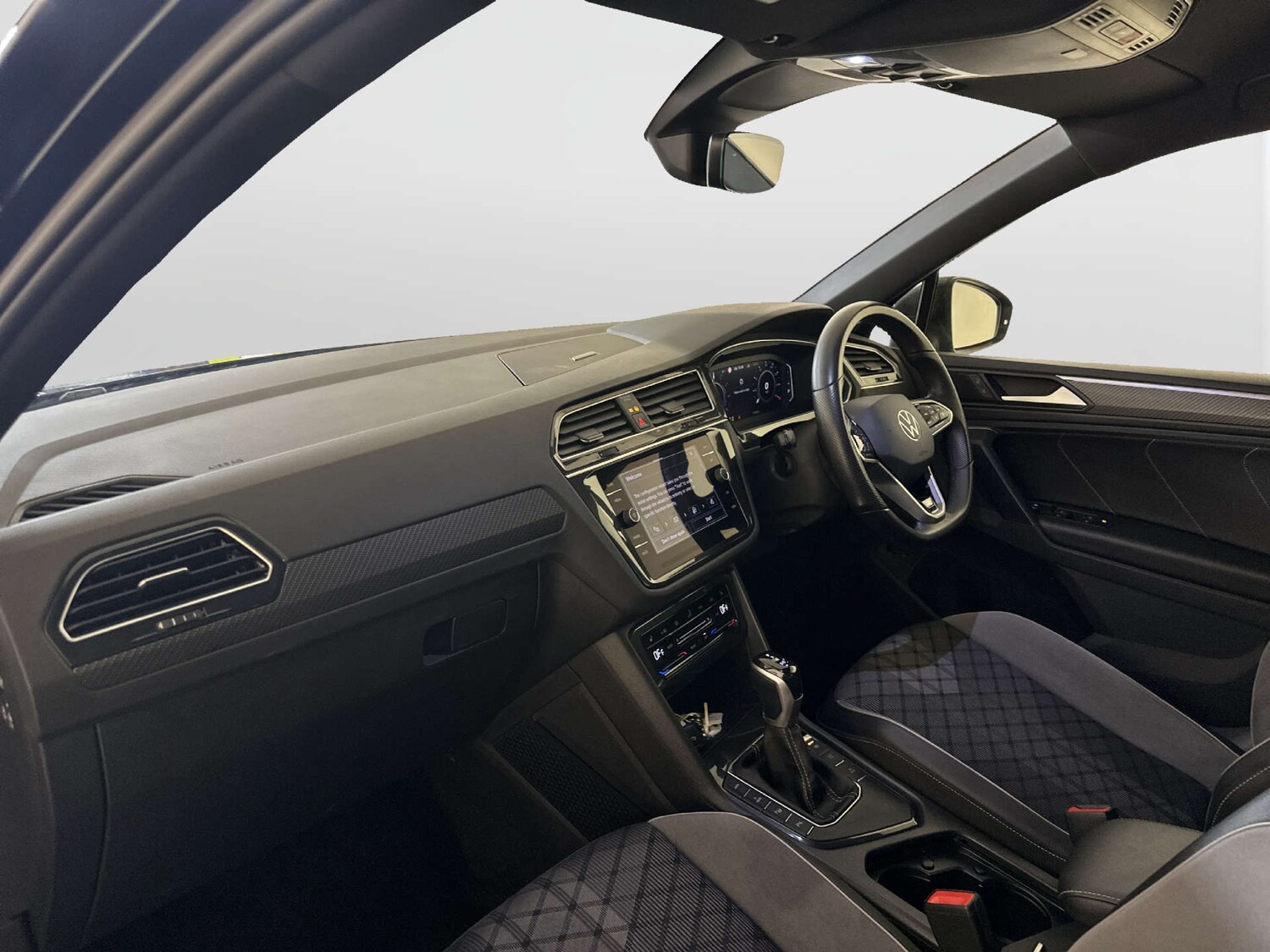 Used Volkswagen Tiguan 2023 for sale - 78196831: Photo 12