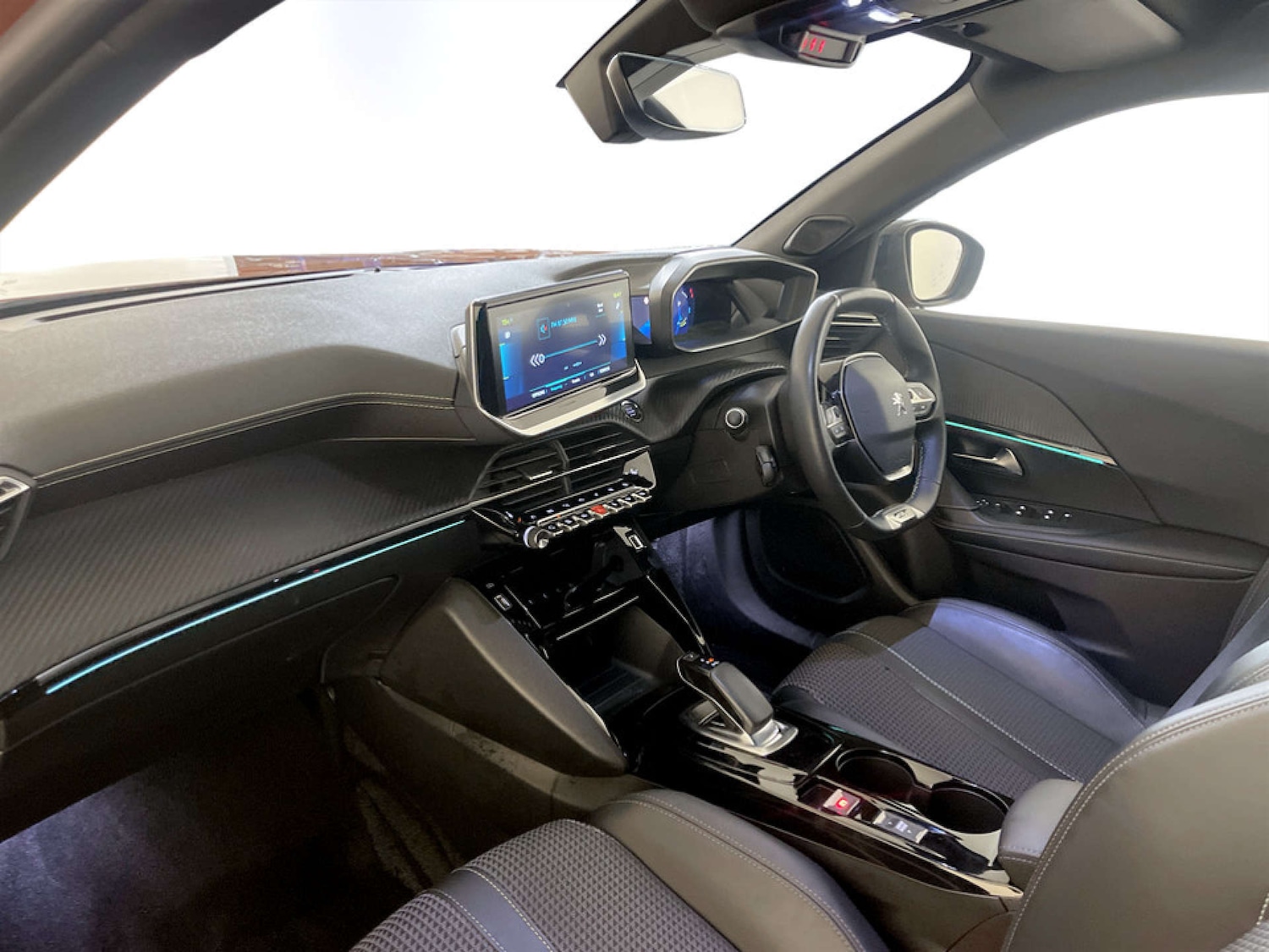 Used Peugeot 2008 2021 for sale - 77780956: Photo 12