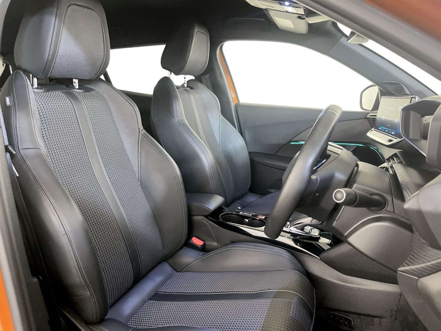 Used Peugeot 2008 2021 for sale - 77780956: Photo 13