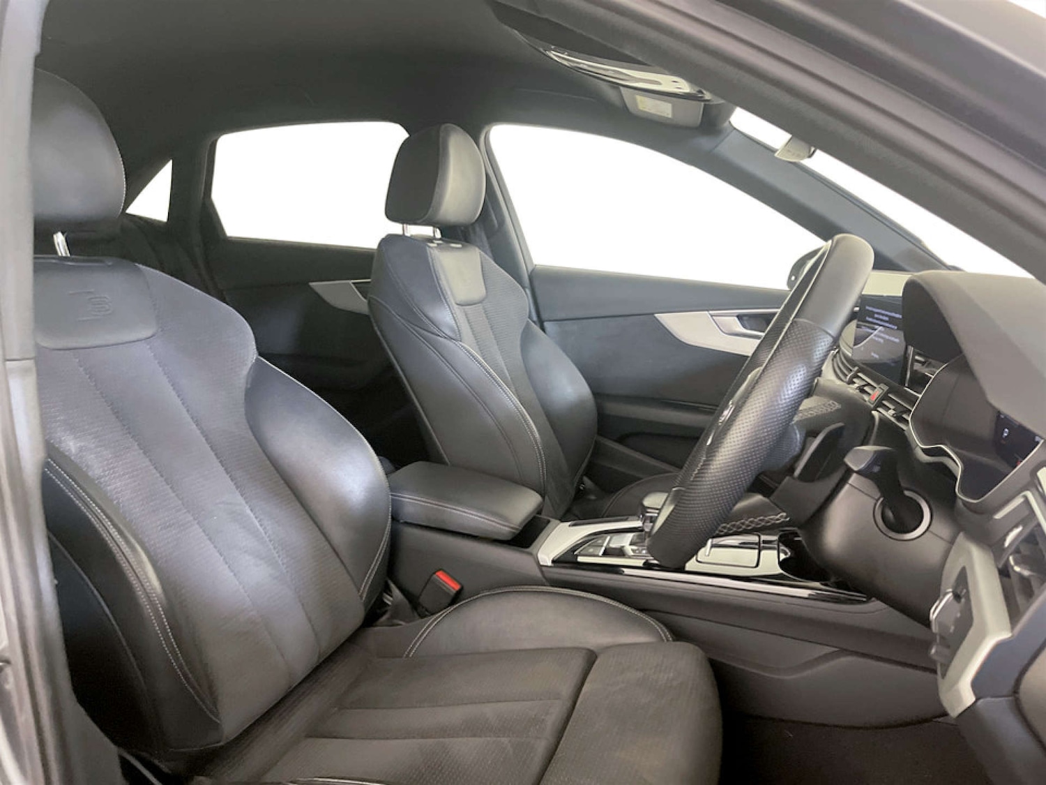 Used Audi A4 2022 for sale - 77185515: Photo 13