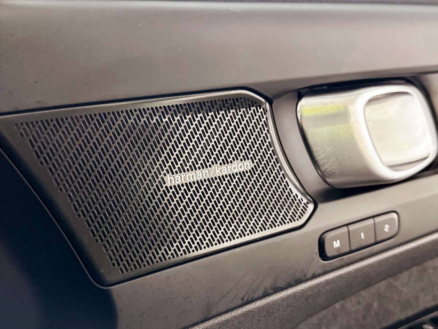 Used Volvo XC40 2023 for sale - 77185682: Photo 21