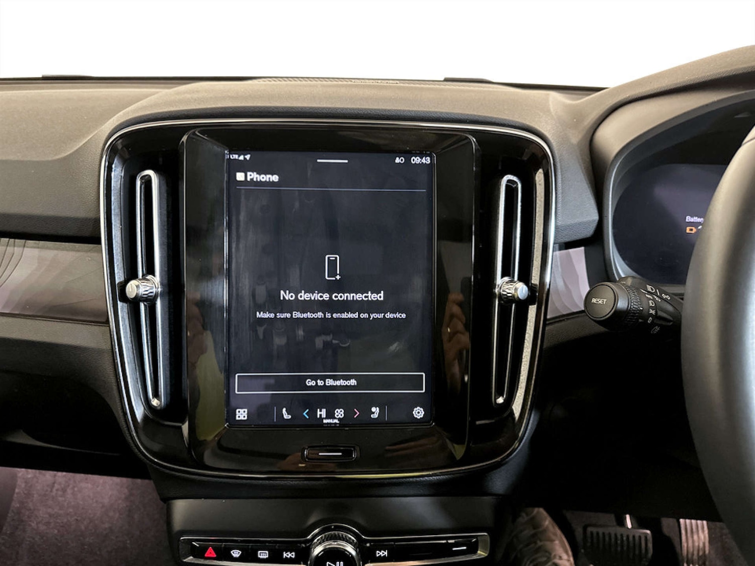 Used Volvo XC40 2023 for sale - 77185682: Photo 26