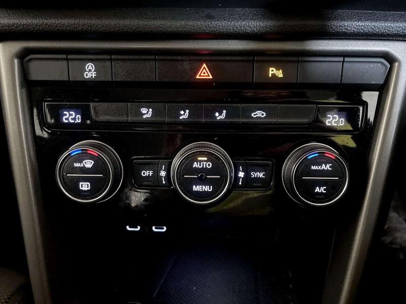 Used Volkswagen T-Roc 2020 for sale - 77048112: Photo 25