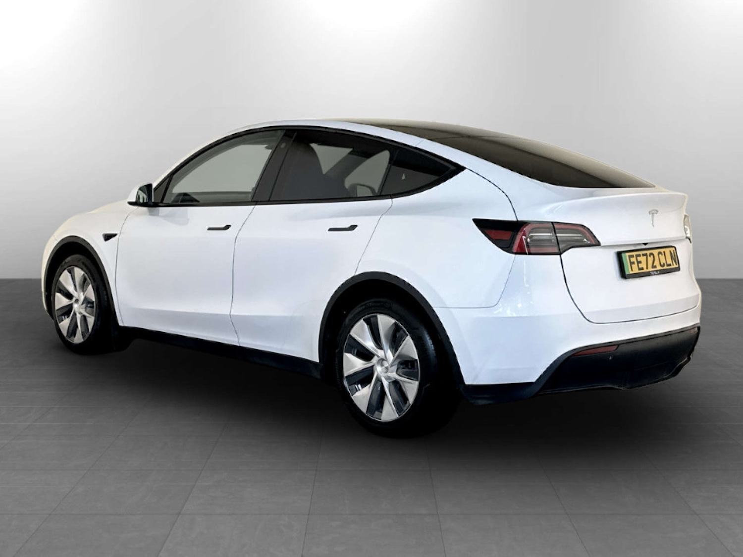 Used Tesla Model Y 2022 for sale - 77617104: Photo 8