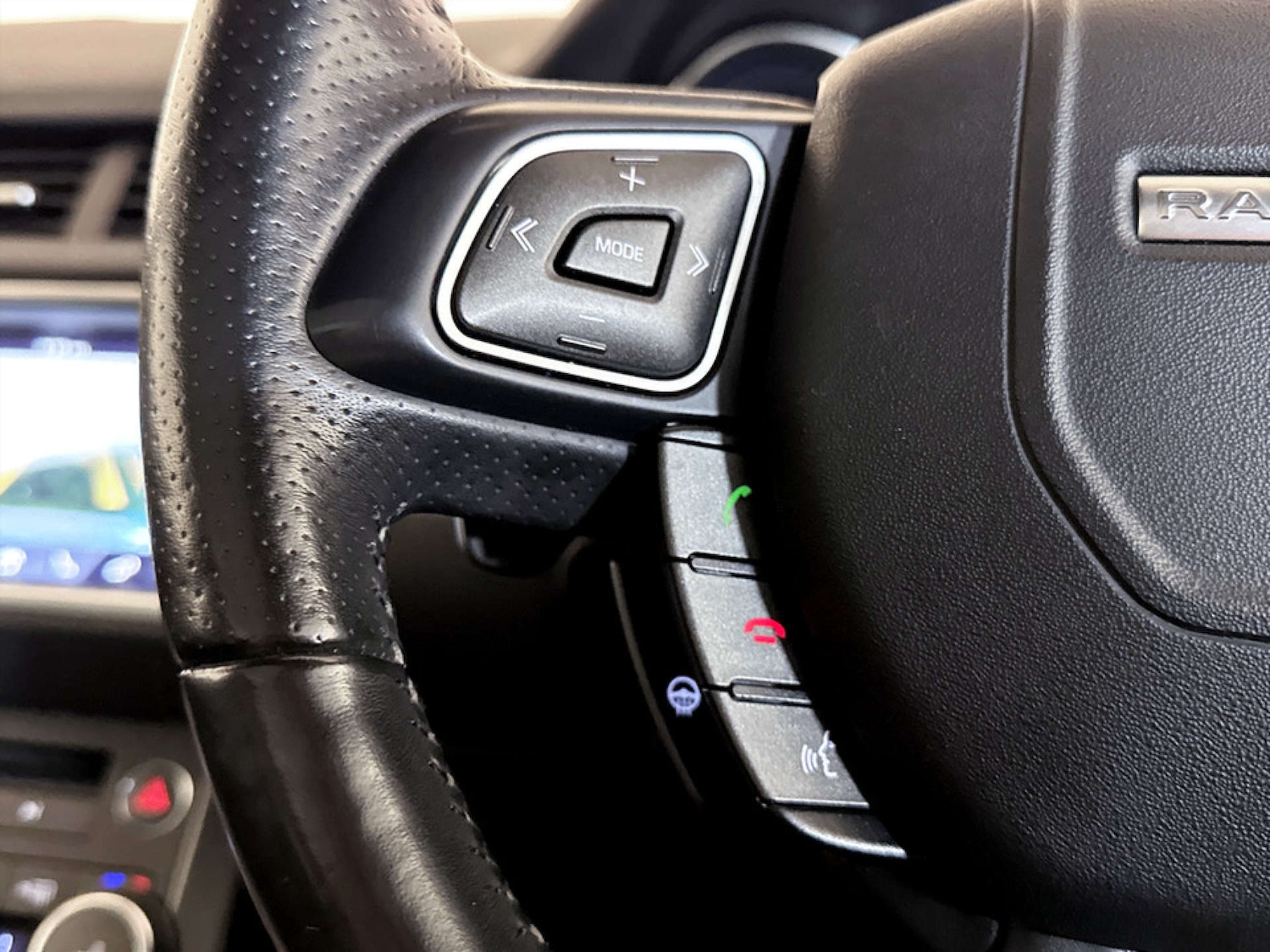 Used Land Rover Range Rover Evoque 2017 for sale - 77261385: Photo 18