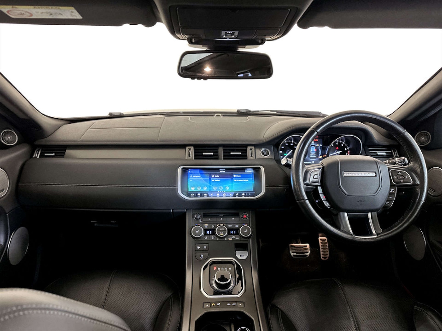 Used Land Rover Range Rover Evoque 2017 for sale - 77261385: Photo 3