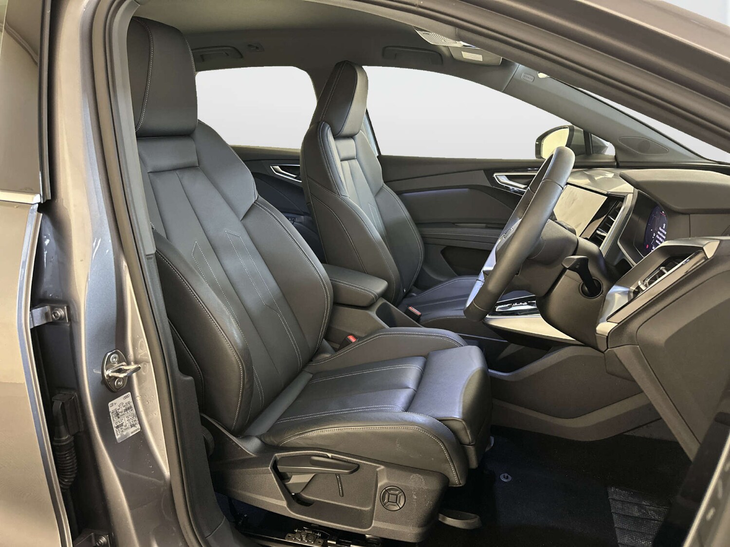 Used Audi Q4 e-tron 2025 for sale - 78223495: Photo 13