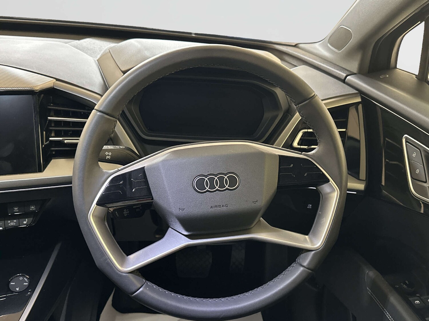 Used Audi Q4 e-tron 2025 for sale - 78223495: Photo 16