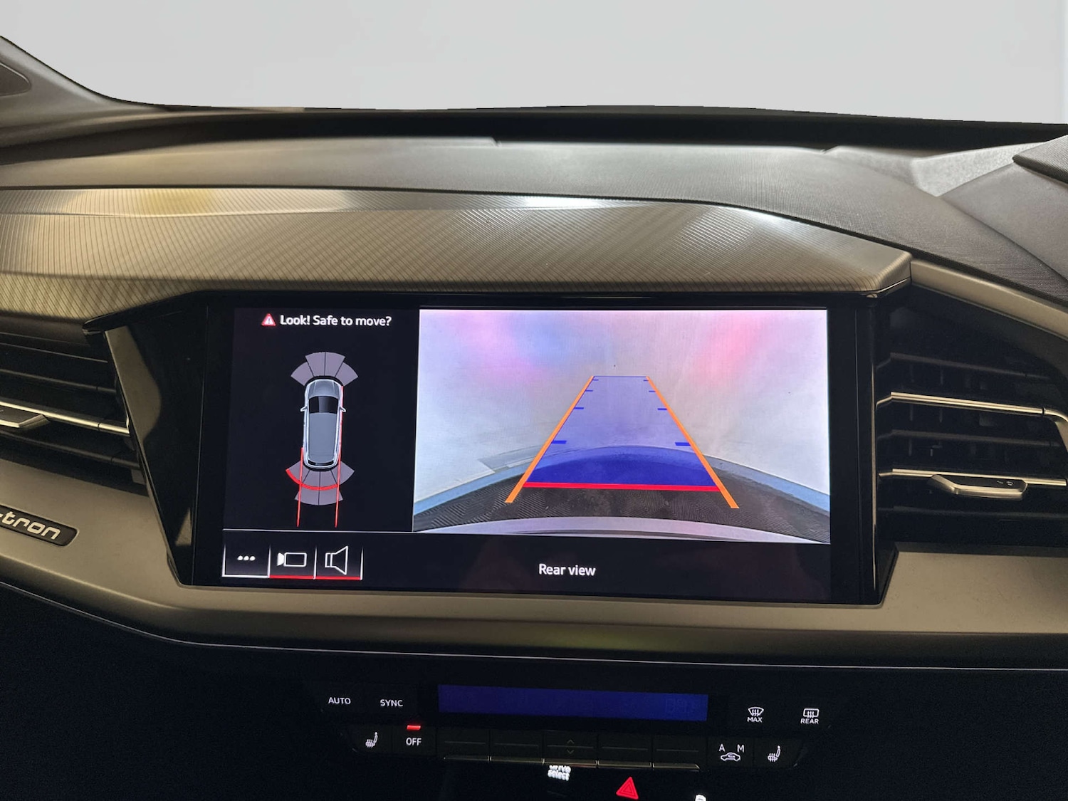 Used Audi Q4 e-tron 2025 for sale - 78223495: Photo 21