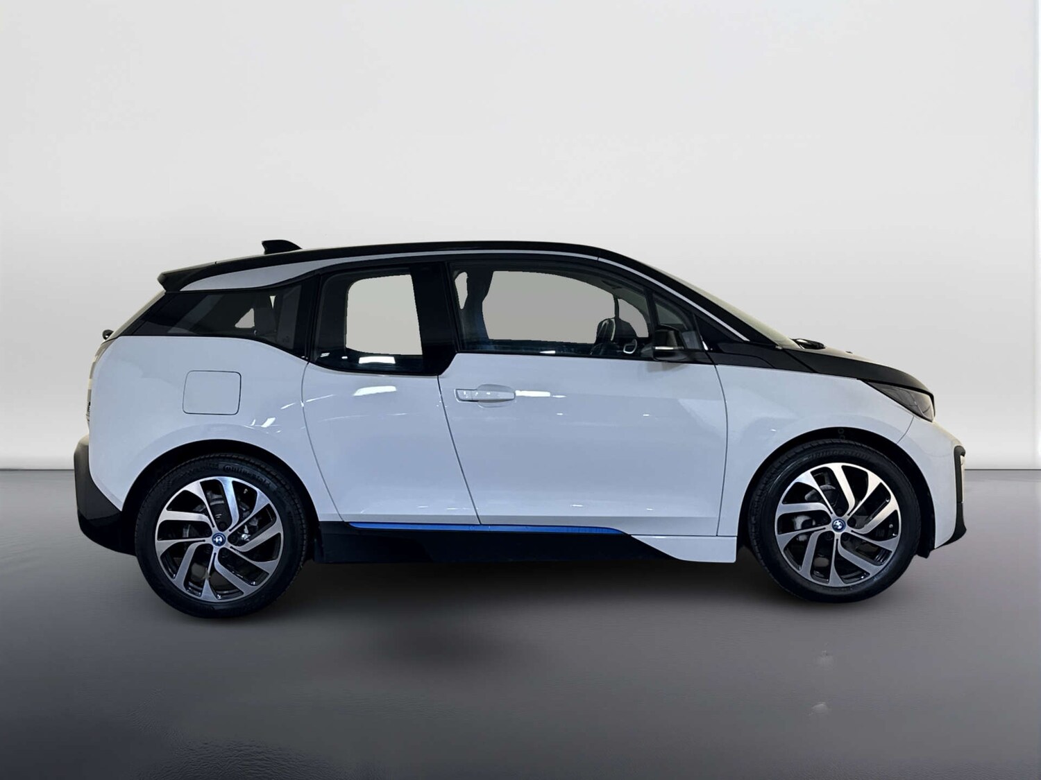 Used BMW i3 2020 for sale - 78201081: Photo 11