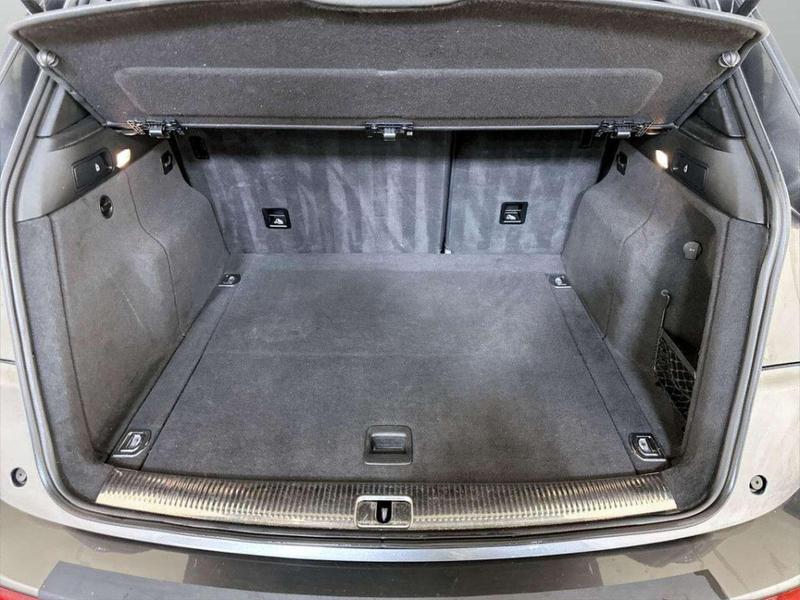 Used Audi Q5 2016 for sale - 76826240: Photo 15