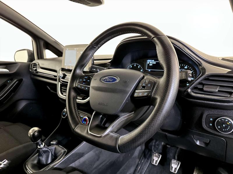 Used Ford Fiesta 2018 for sale - 76949136: Photo 16