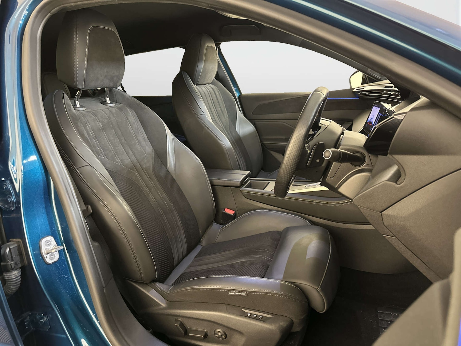 Used Peugeot 408 2023 for sale - 77998548: Photo 13