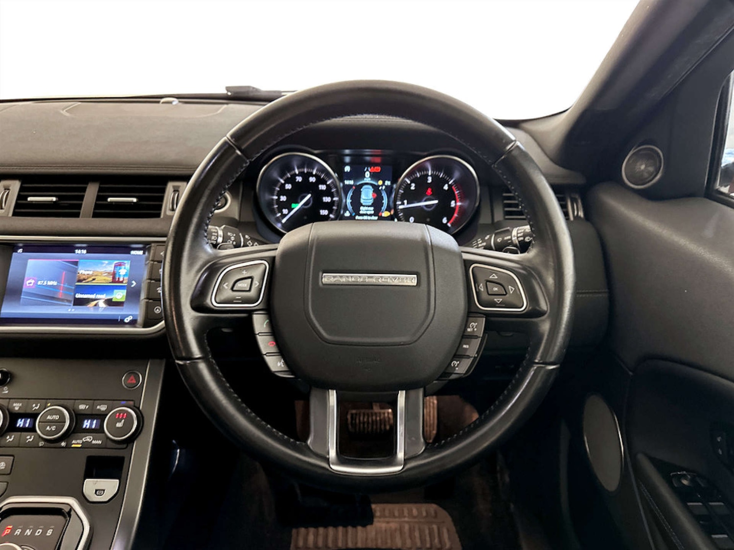 Used Land Rover Range Rover Evoque 2019 for sale - 77422775: Photo 16