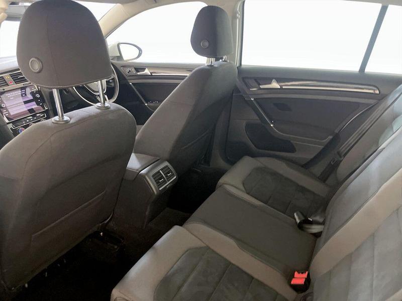 Used Volkswagen Golf 2018 for sale - 76355624: Photo 14