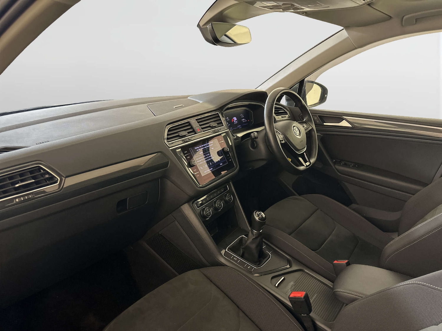 Used Volkswagen Tiguan 2019 for sale - 78026368: Photo 12