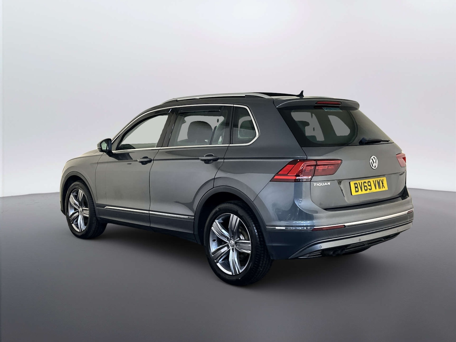 Used Volkswagen Tiguan 2019 for sale - 78026368: Photo 8