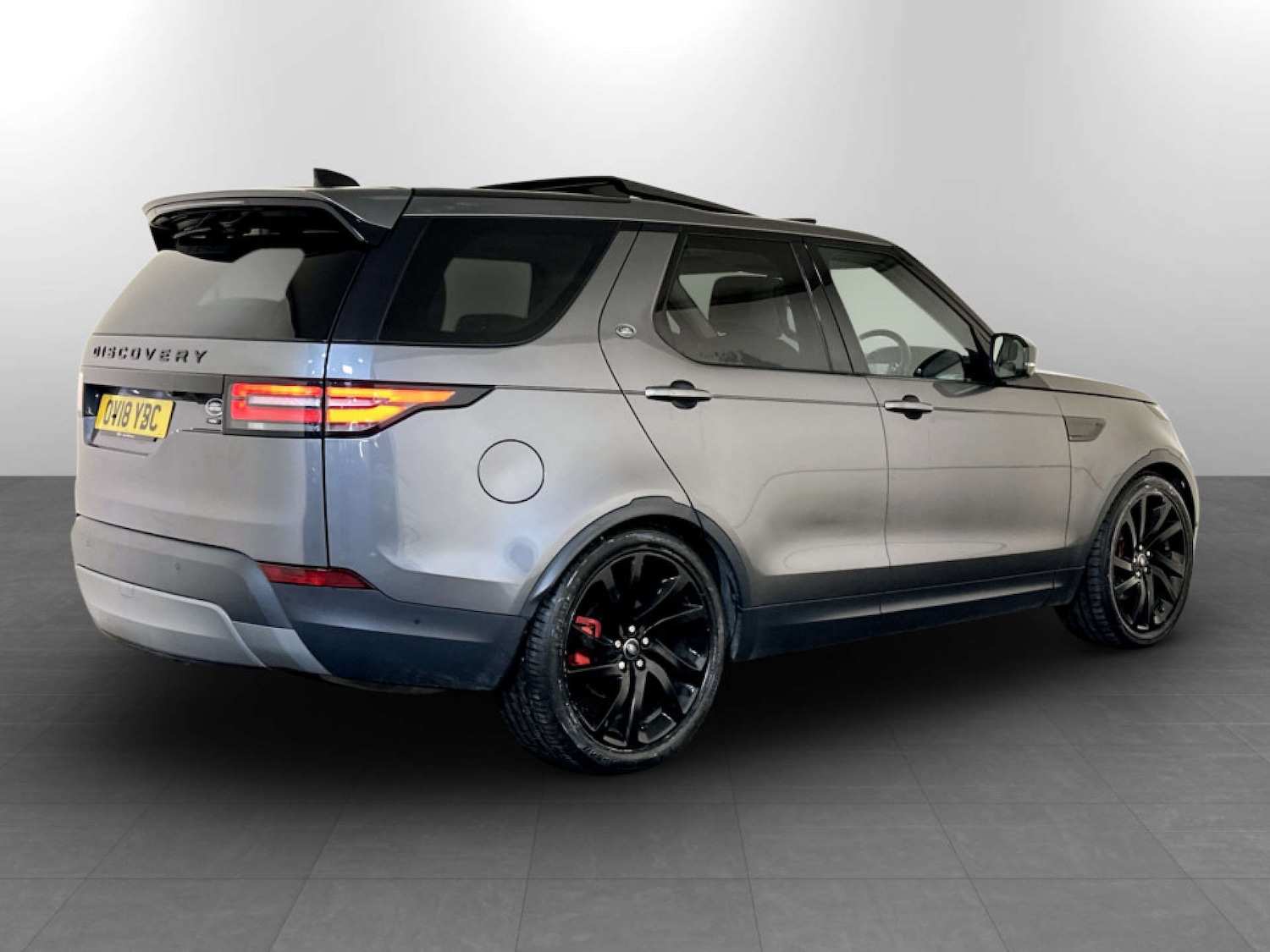 Used Land Rover Discovery 2018 for sale - 77185662: Photo 10