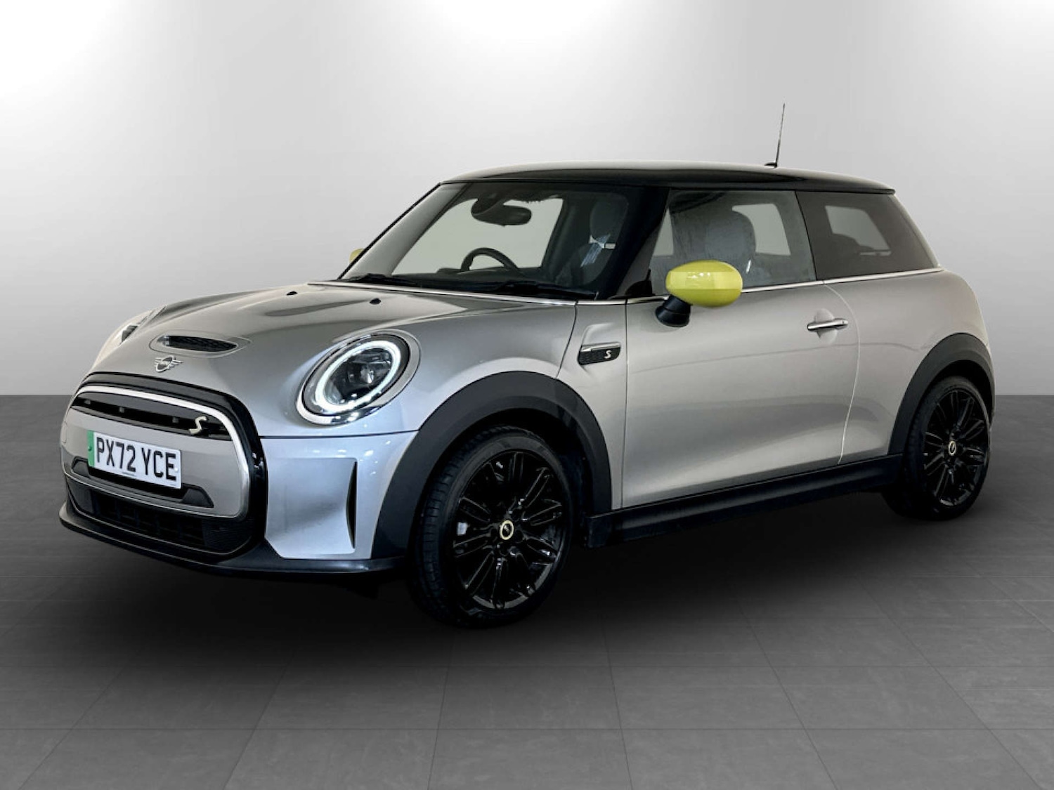 Used MINI Hatch 2023 for sale - 77569707: Photo 5