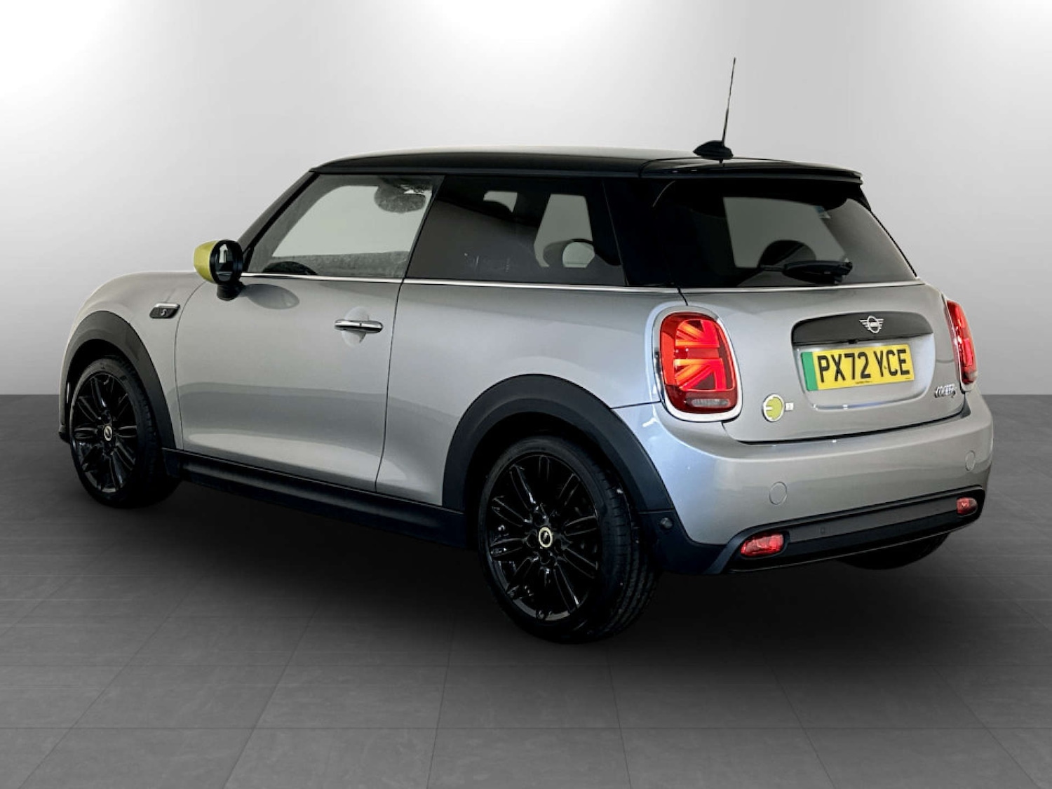 Used MINI Hatch 2023 for sale - 77569707: Photo 7