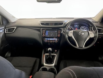 Used Nissan Qashqai 2017 for sale - 75752011: Photo
