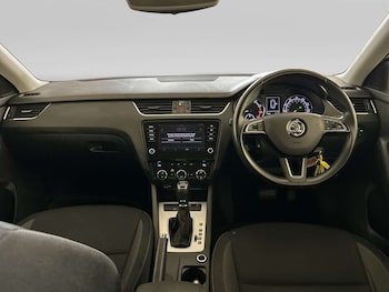 Used Skoda Octavia 2019 for sale - 79042676: Photo