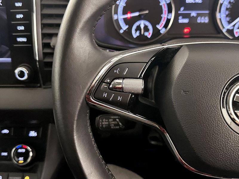 Used Skoda Karoq 2021 for sale - 76355628: Photo 17