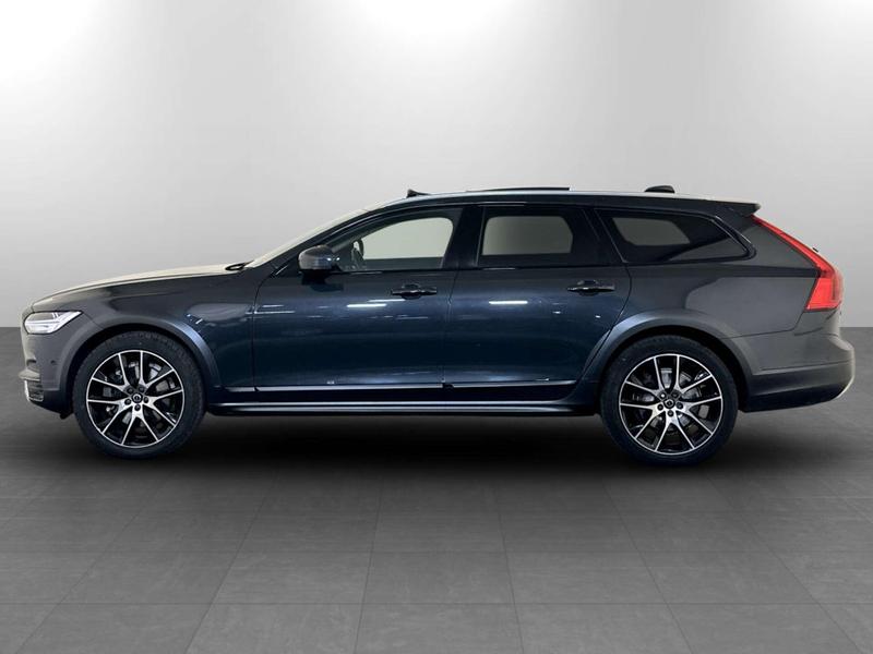 Used Volvo V90 Cross Country 2020 for sale - 77106483: Photo 7