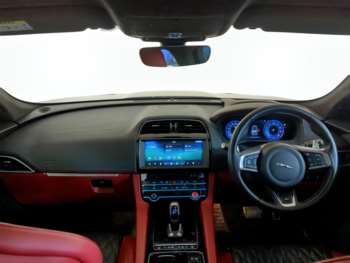 Used Jaguar F-Pace 2019 for sale - 73709073: Photo