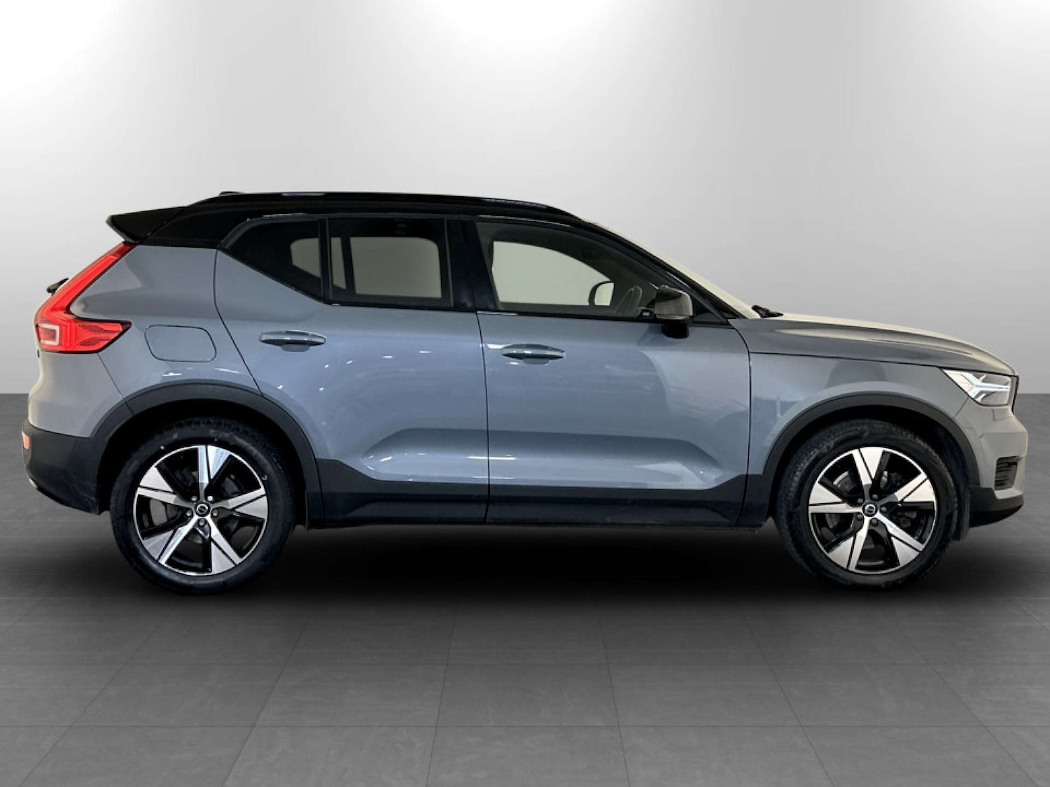 Used Volvo XC40 2021 for sale - 77675383: Photo 11