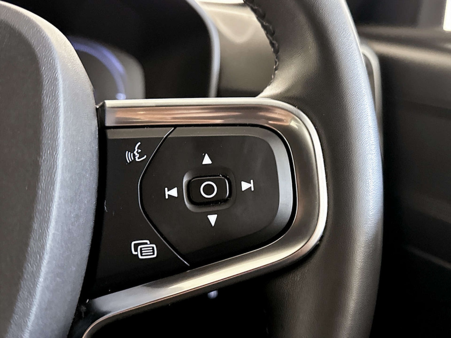 Used Volvo XC40 2021 for sale - 77675383: Photo 19