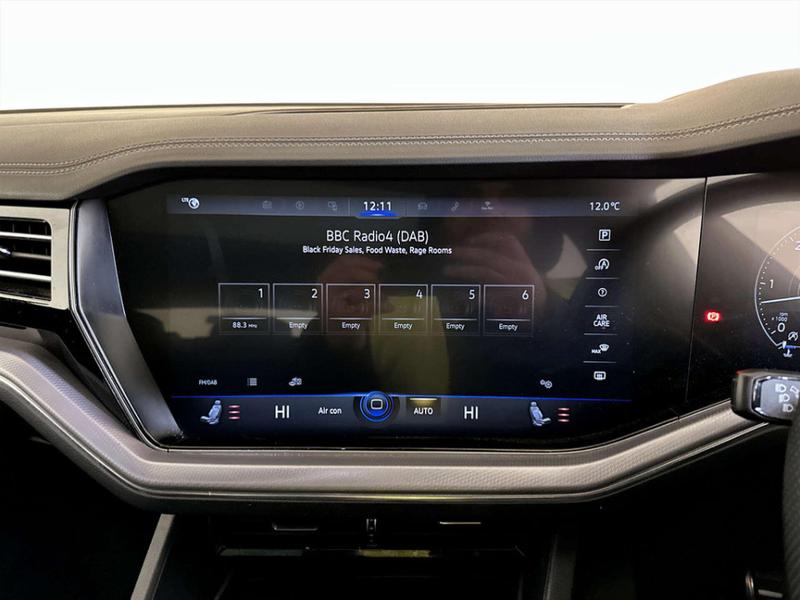 Used Volkswagen Touareg 2020 for sale - 76782180: Photo 27