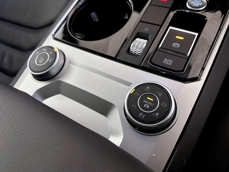 Used Volkswagen Touareg 2020 for sale - 76782180: Photo 28