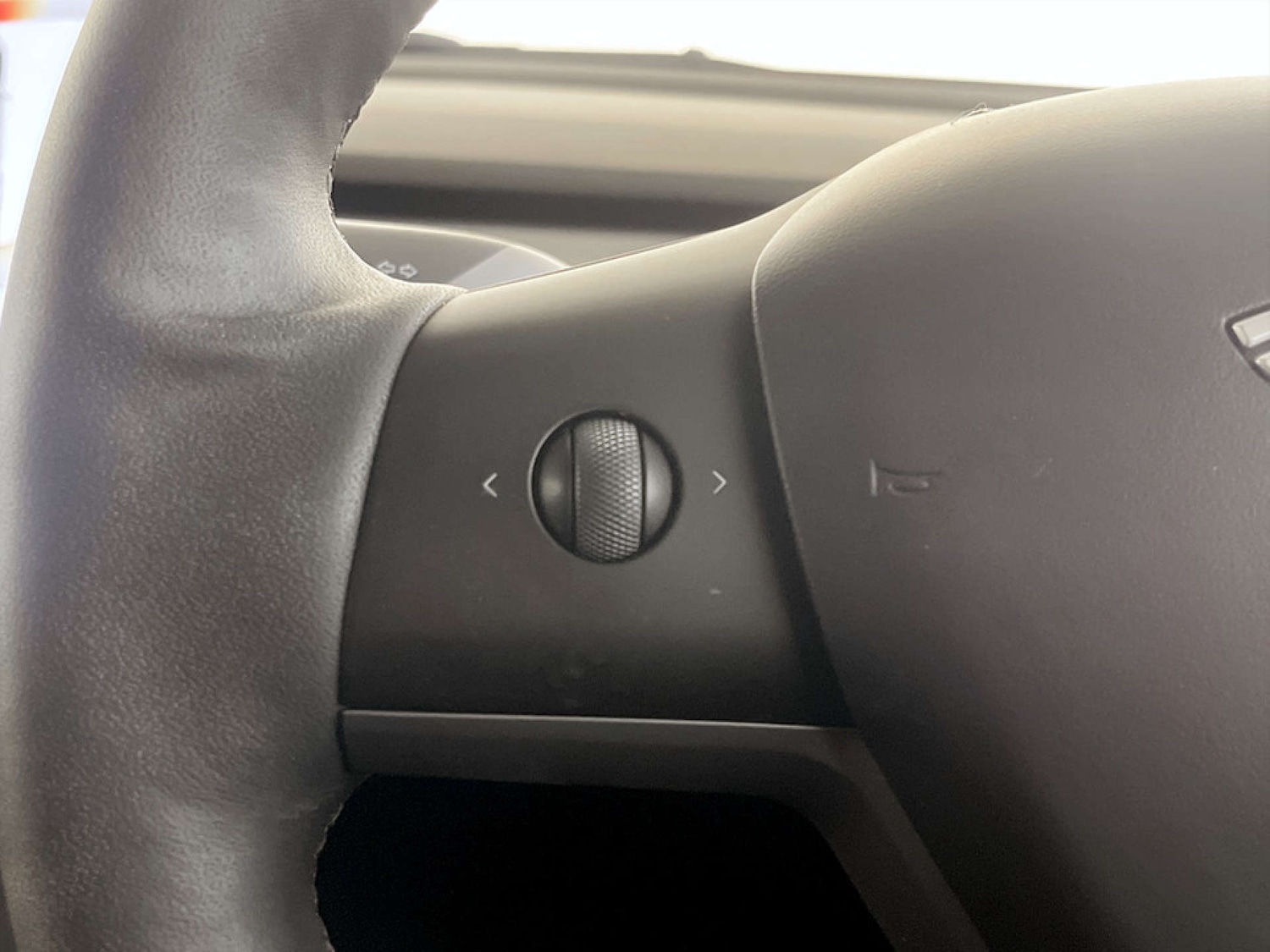 Used Tesla Model Y 2022 for sale - 77342210: Photo 17