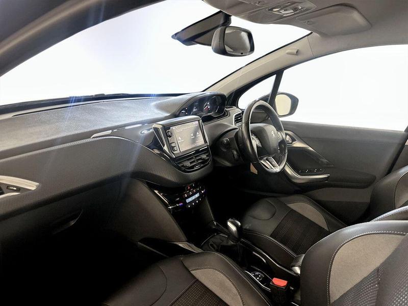 Used Peugeot 2008 2019 for sale - 76067559: Photo 12